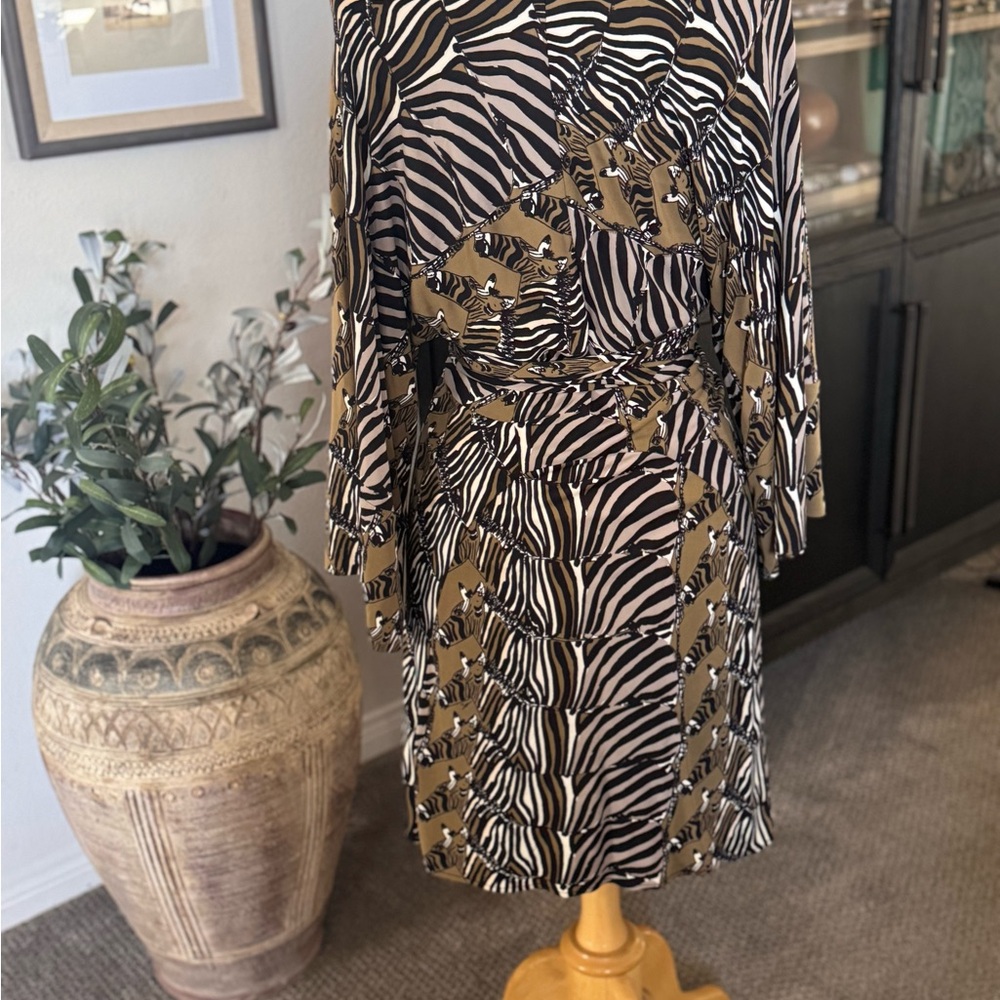 Banana Republic Issa Collection Kimono Dress - Picture 6 of 6
